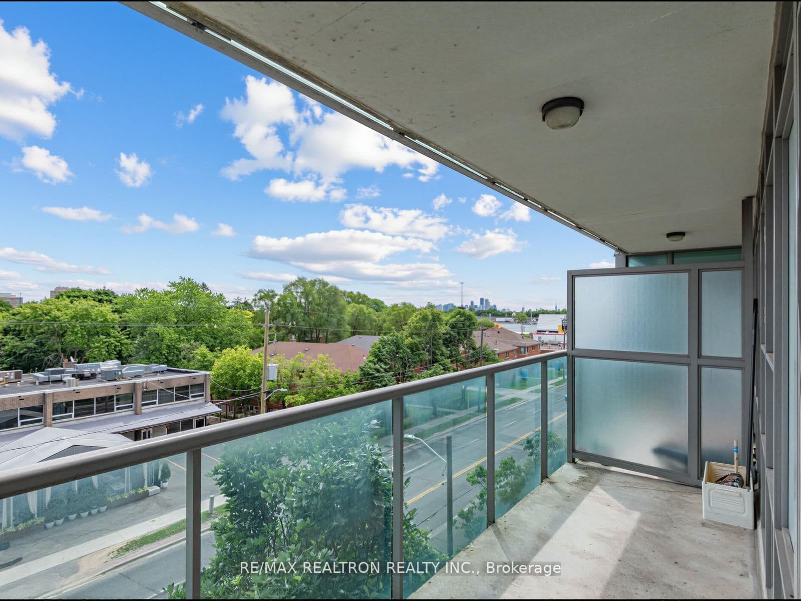 3830 Bathurst Street, Unit 512 thumbnail 25