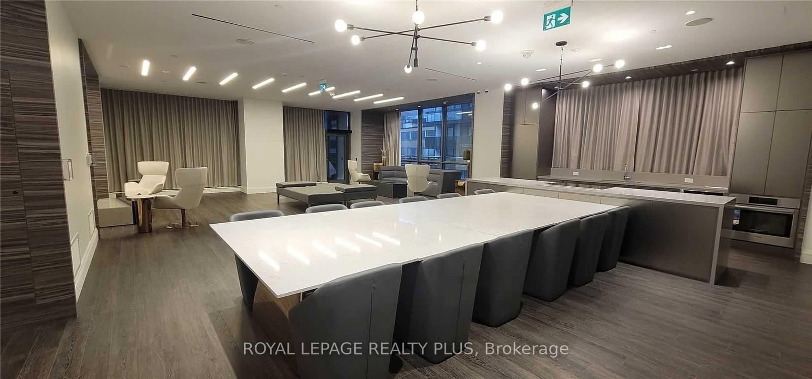 39 Roehampton Avenue E, Unit 1807 thumbnail 19