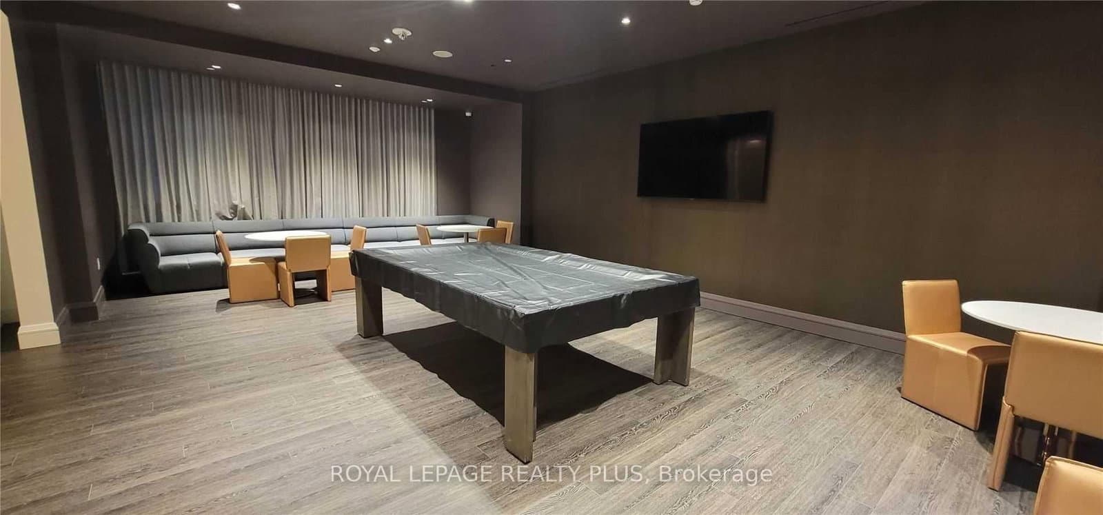 39 Roehampton Avenue E, Unit 1807 thumbnail 20