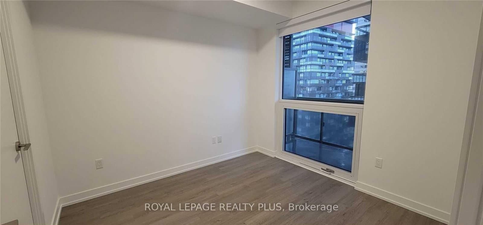 39 Roehampton Avenue E, Unit 1807 thumbnail 6