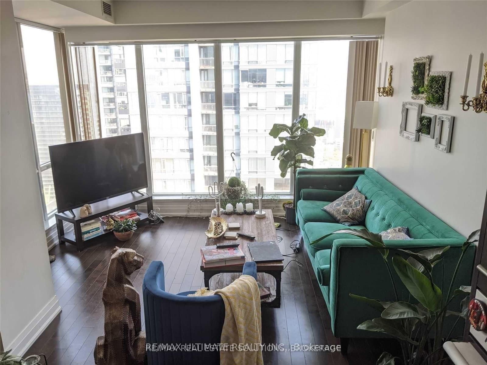 80 John Street, Unit 3207 thumbnail 2