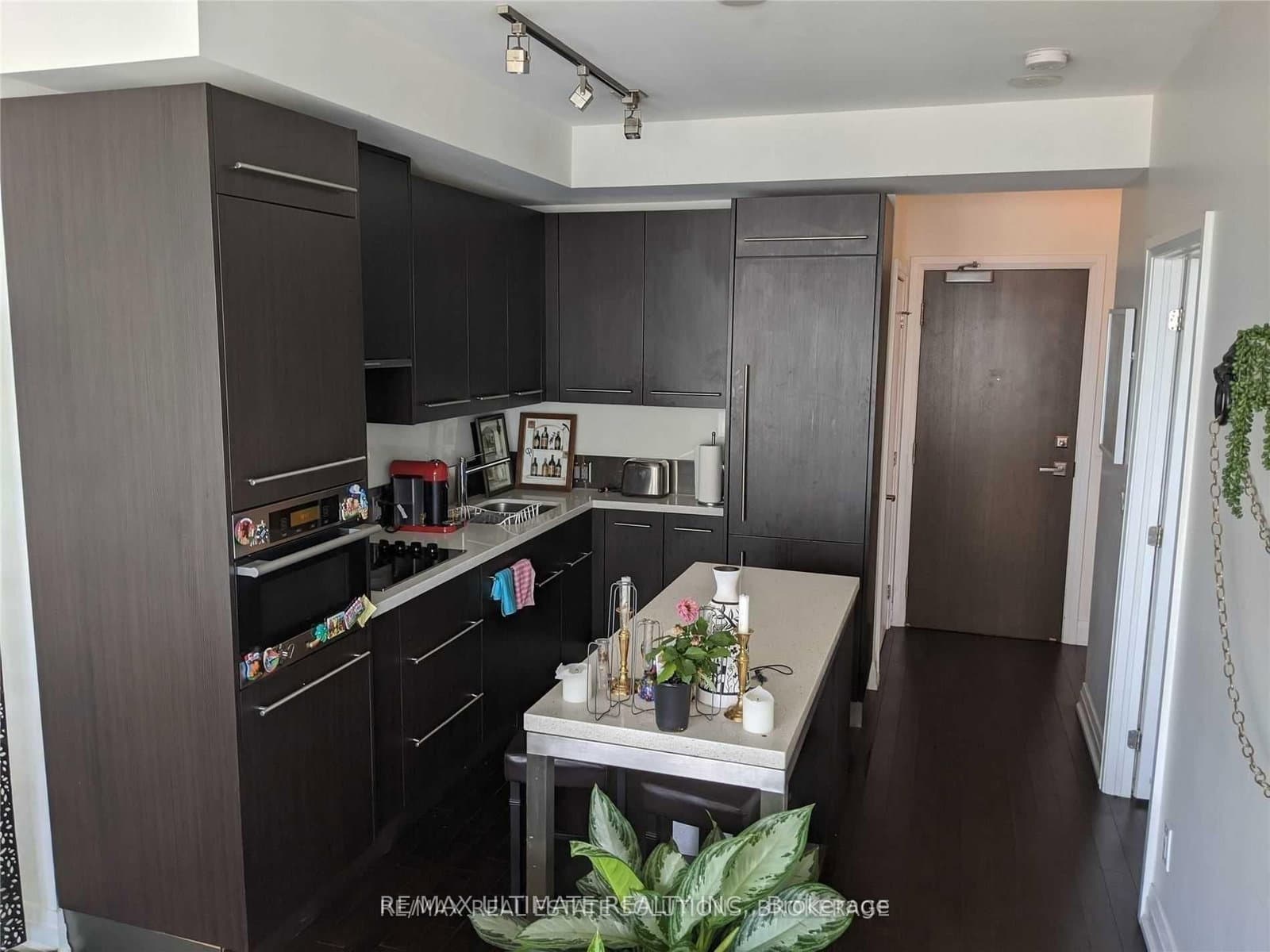 80 John Street, Unit 3207 thumbnail 3
