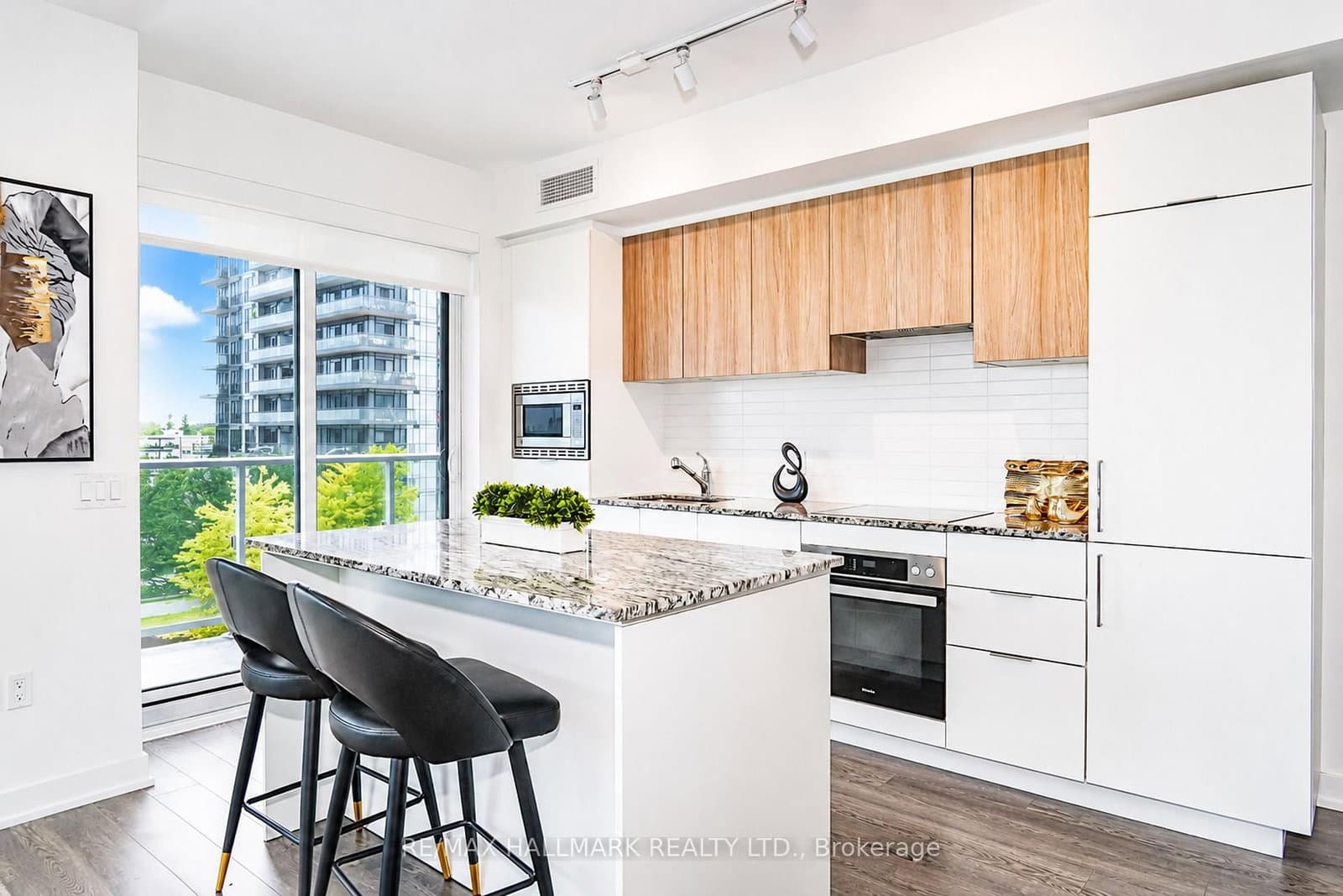 50 O'neill Road, Unit 521 thumbnail 8