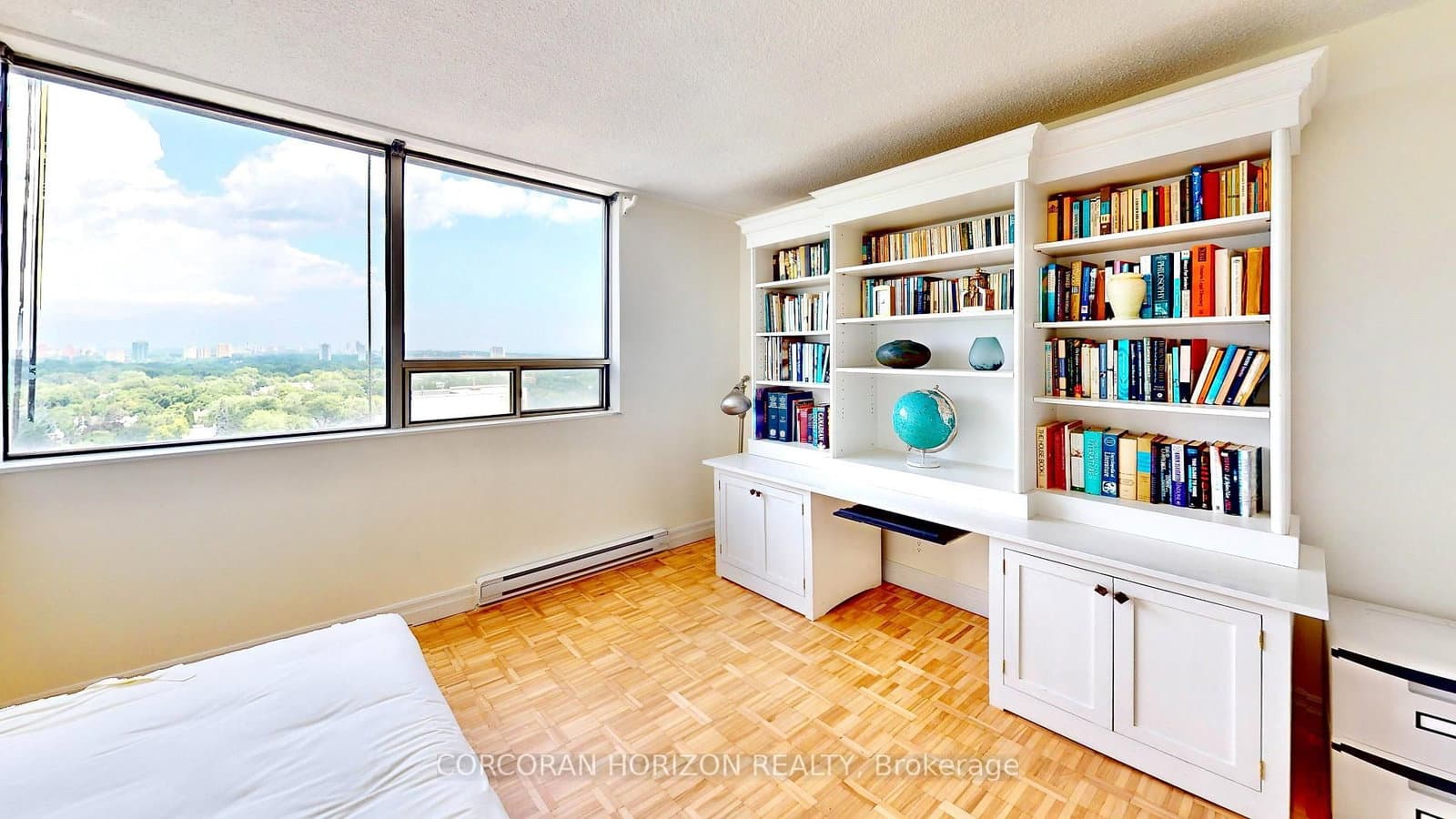 914 Yonge Street, Unit 1511 thumbnail 11