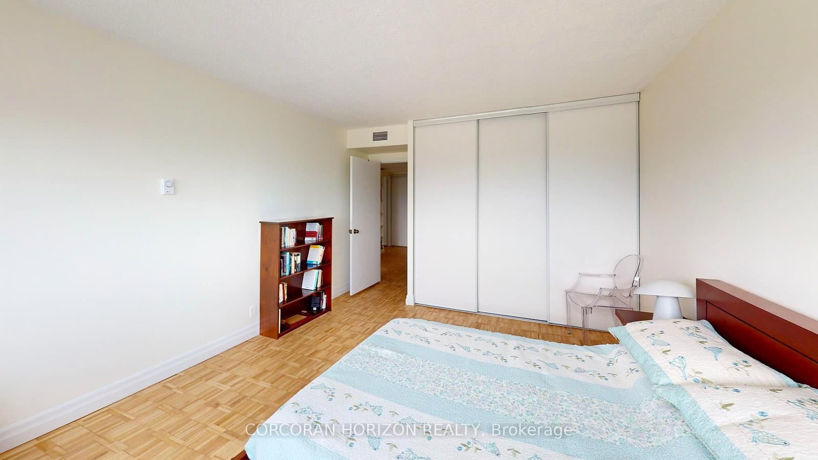 914 Yonge Street, Unit 1511 thumbnail 13