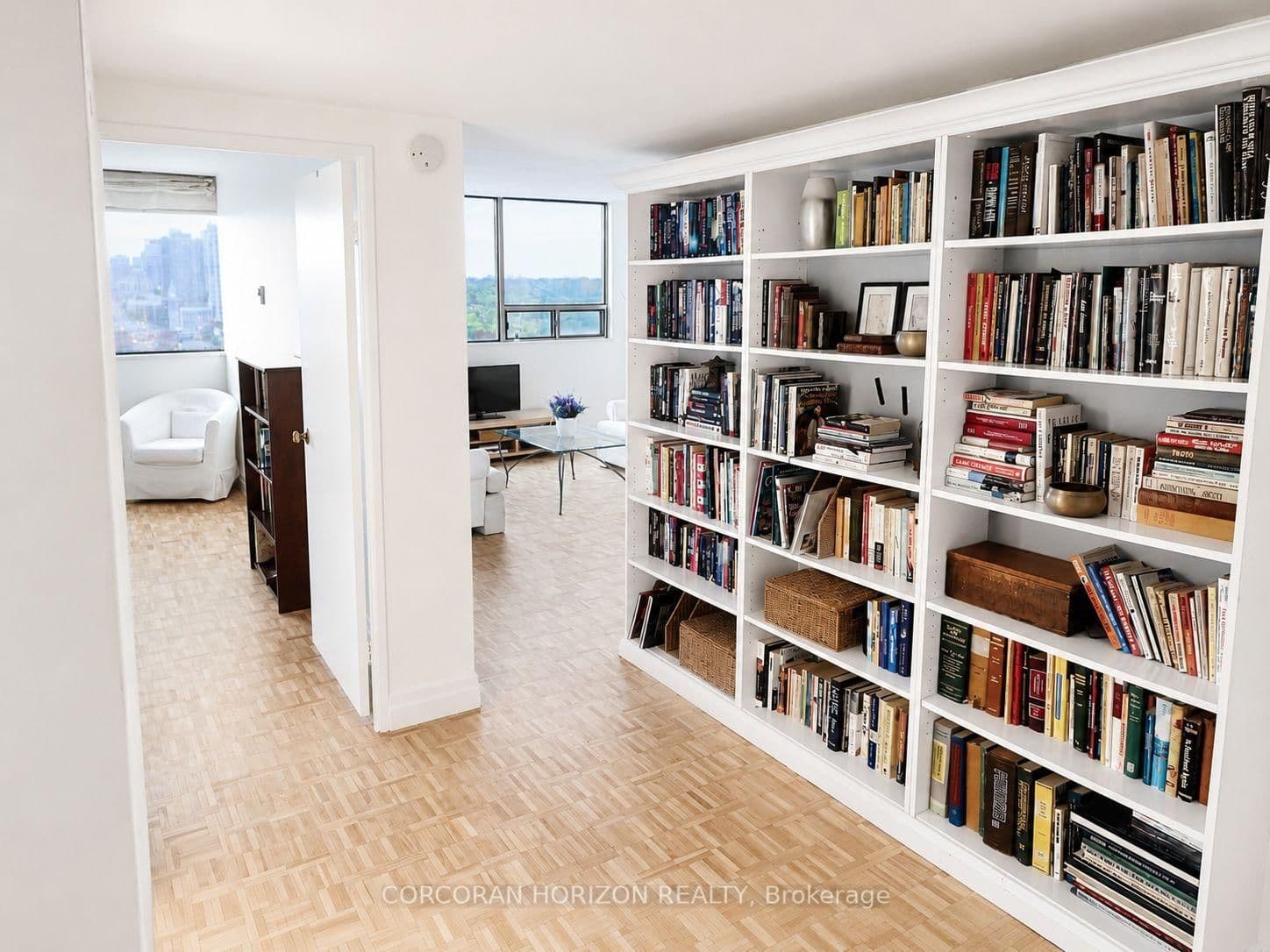 914 Yonge Street, Unit 1511 thumbnail 2