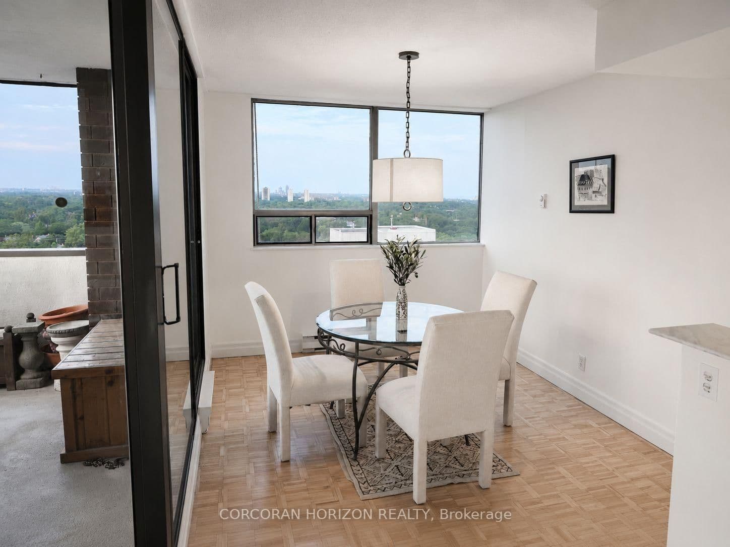 914 Yonge Street, Unit 1511 thumbnail 6