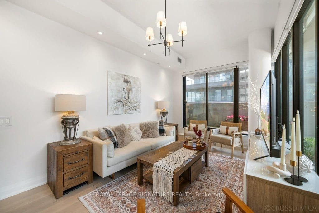 33 Frederick Todd Way, Unit 711 thumbnail 8