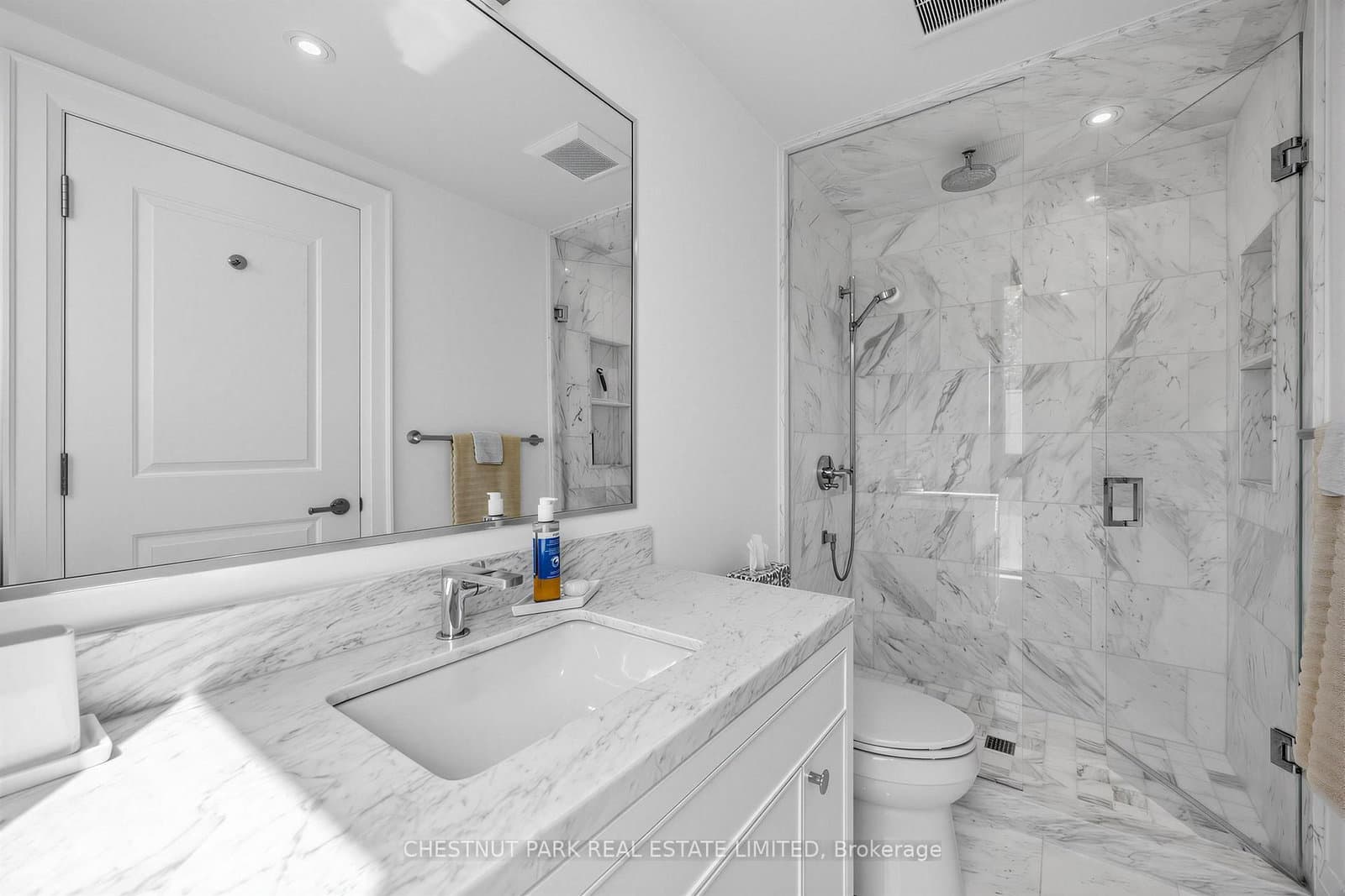 29 Oaklands Avenue thumbnail 20