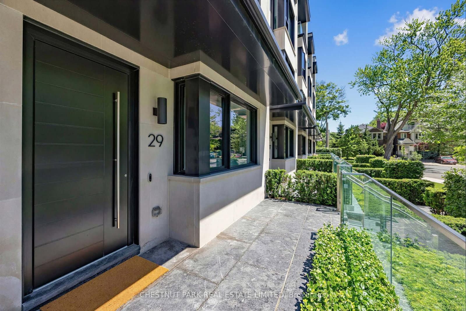 29 Oaklands Avenue thumbnail 35