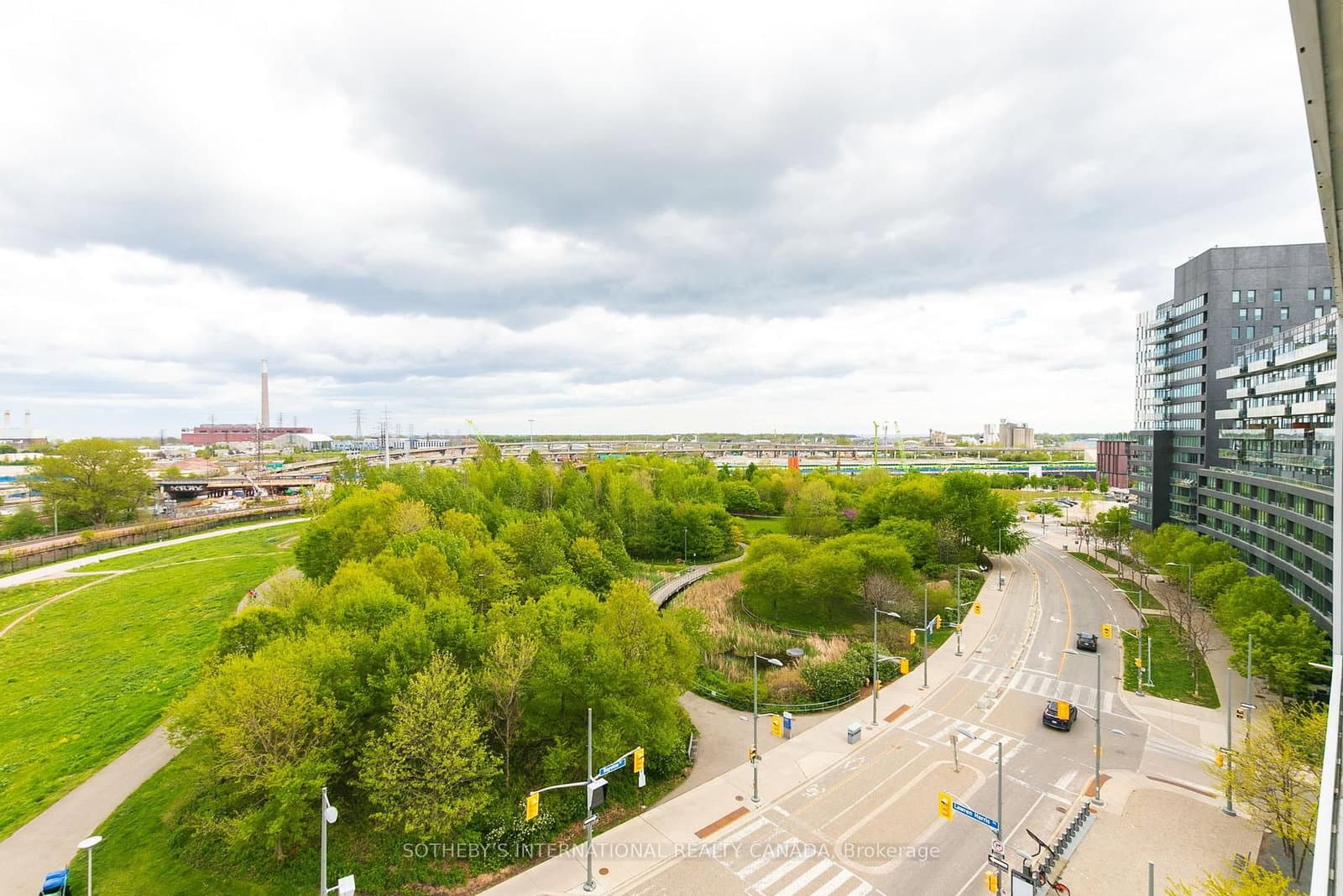 170 Bayview Avenue, Unit 820 thumbnail 27