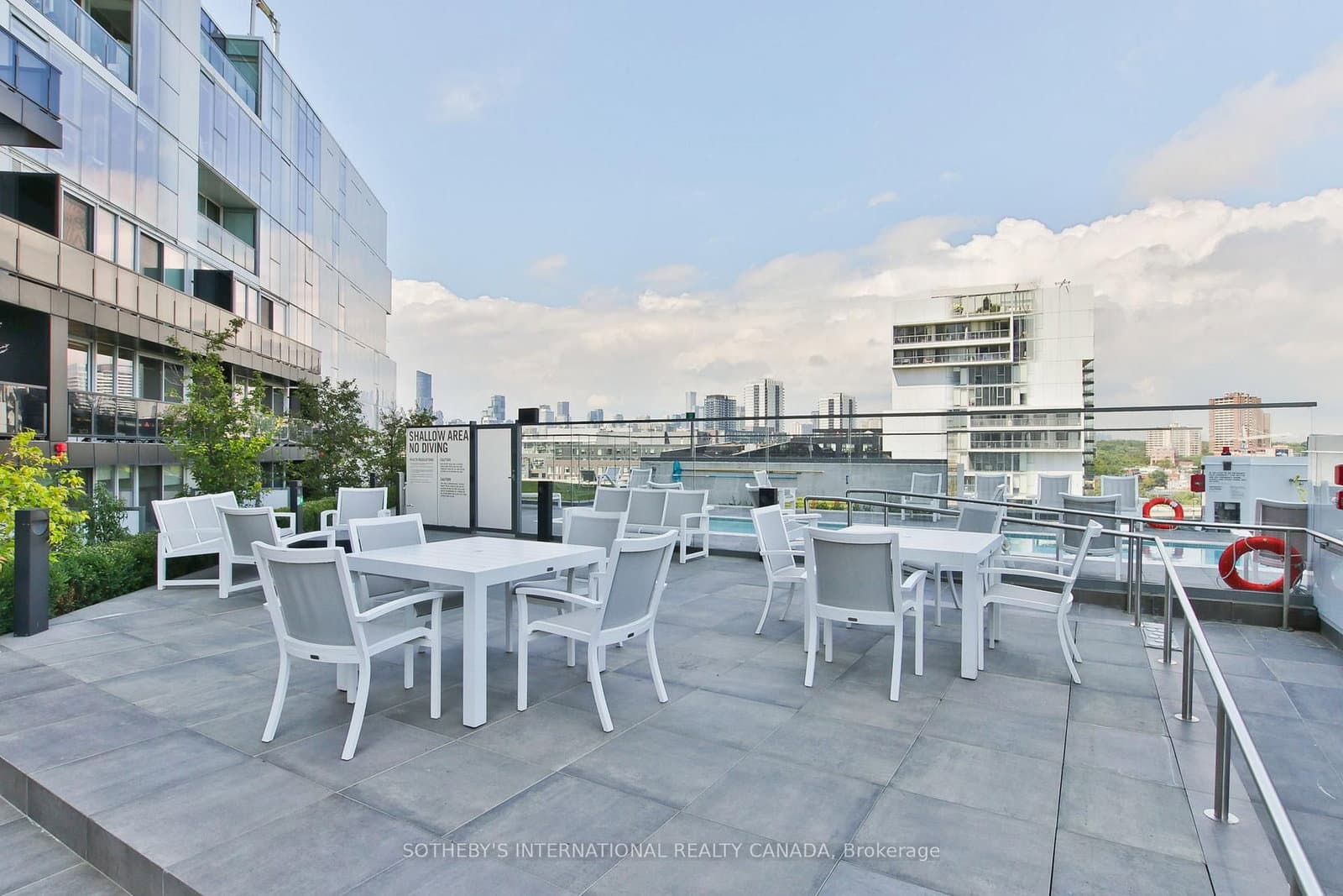 170 Bayview Avenue, Unit 820 thumbnail 31