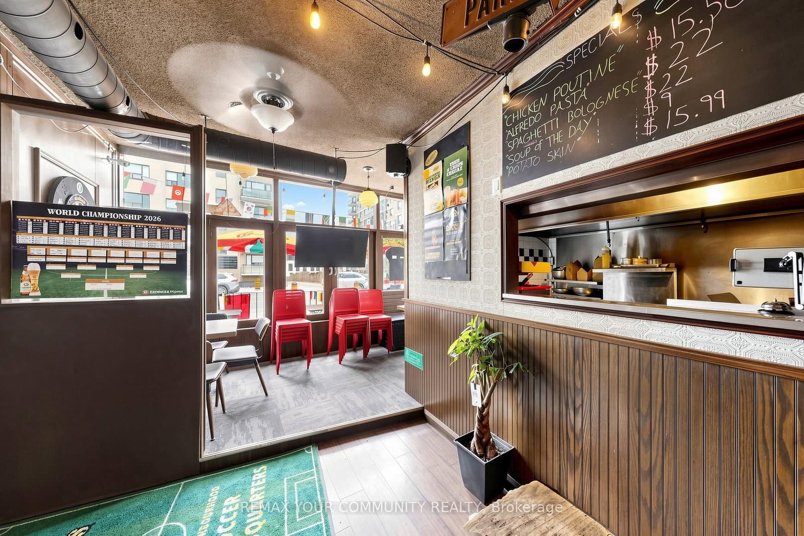 383 Eglinton Avenue E thumbnail 17