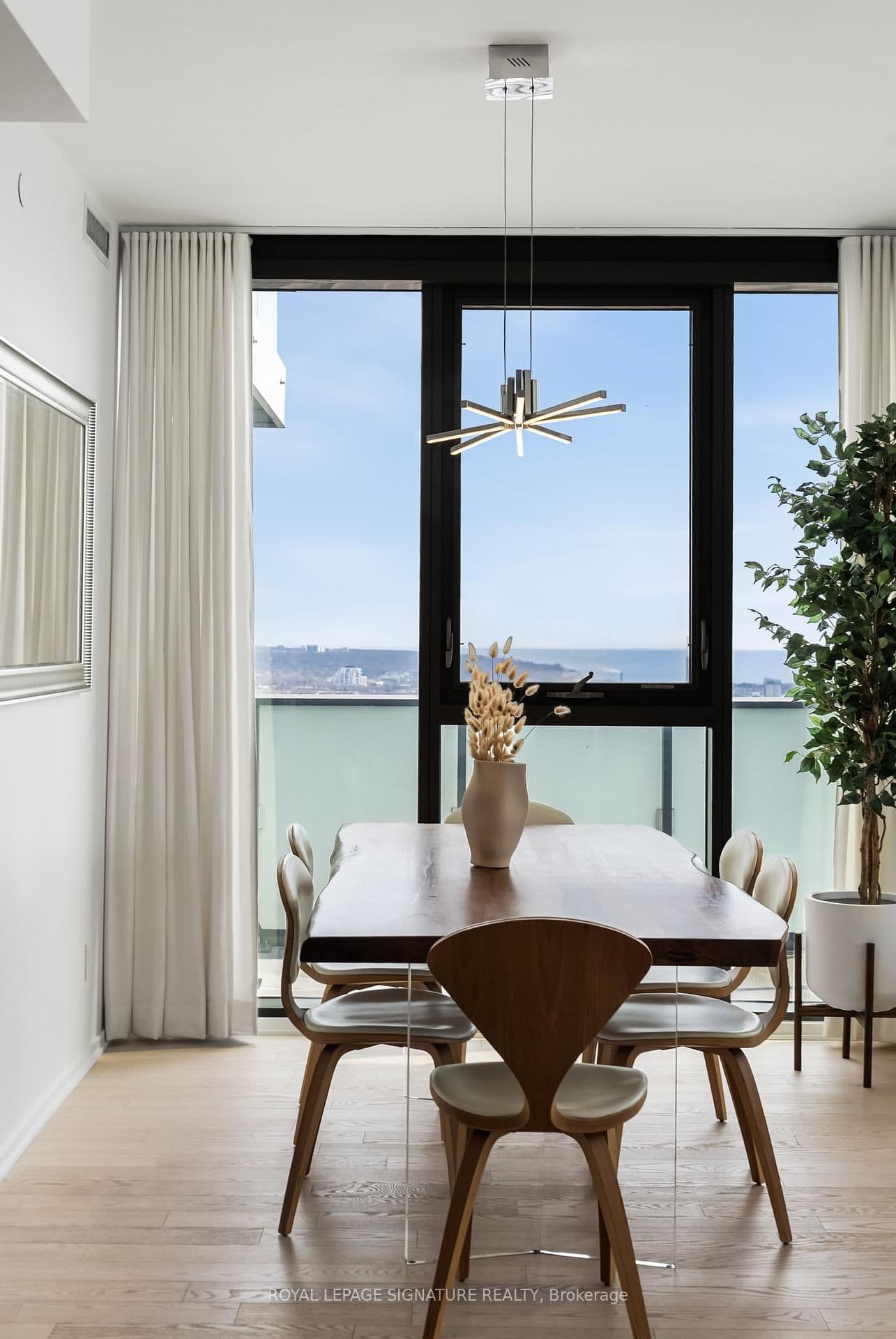 16 Bonnycastle Street, Unit 4304 thumbnail 11