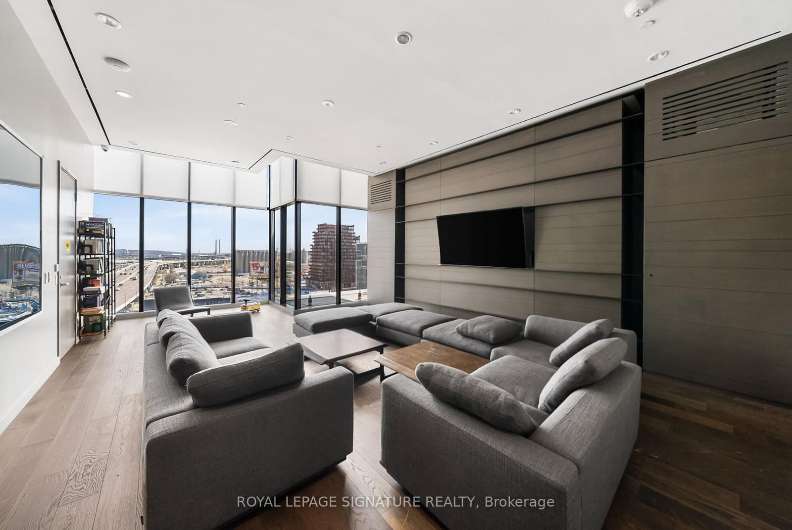 16 Bonnycastle Street, Unit 4304 thumbnail 43