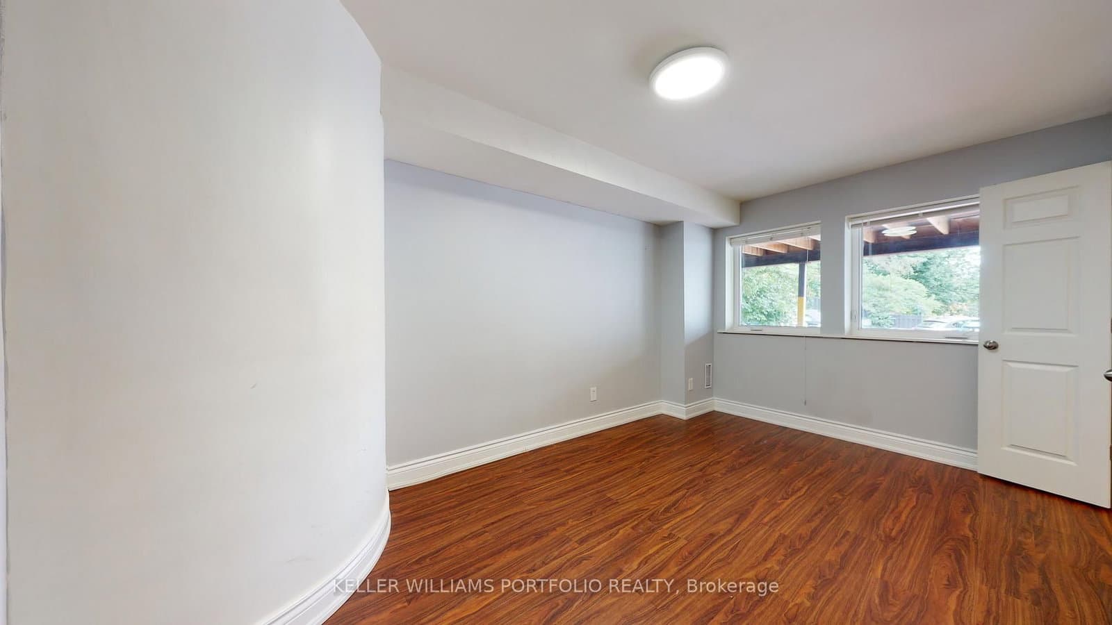546 Eglinton Avenue E, Unit 5 thumbnail 29