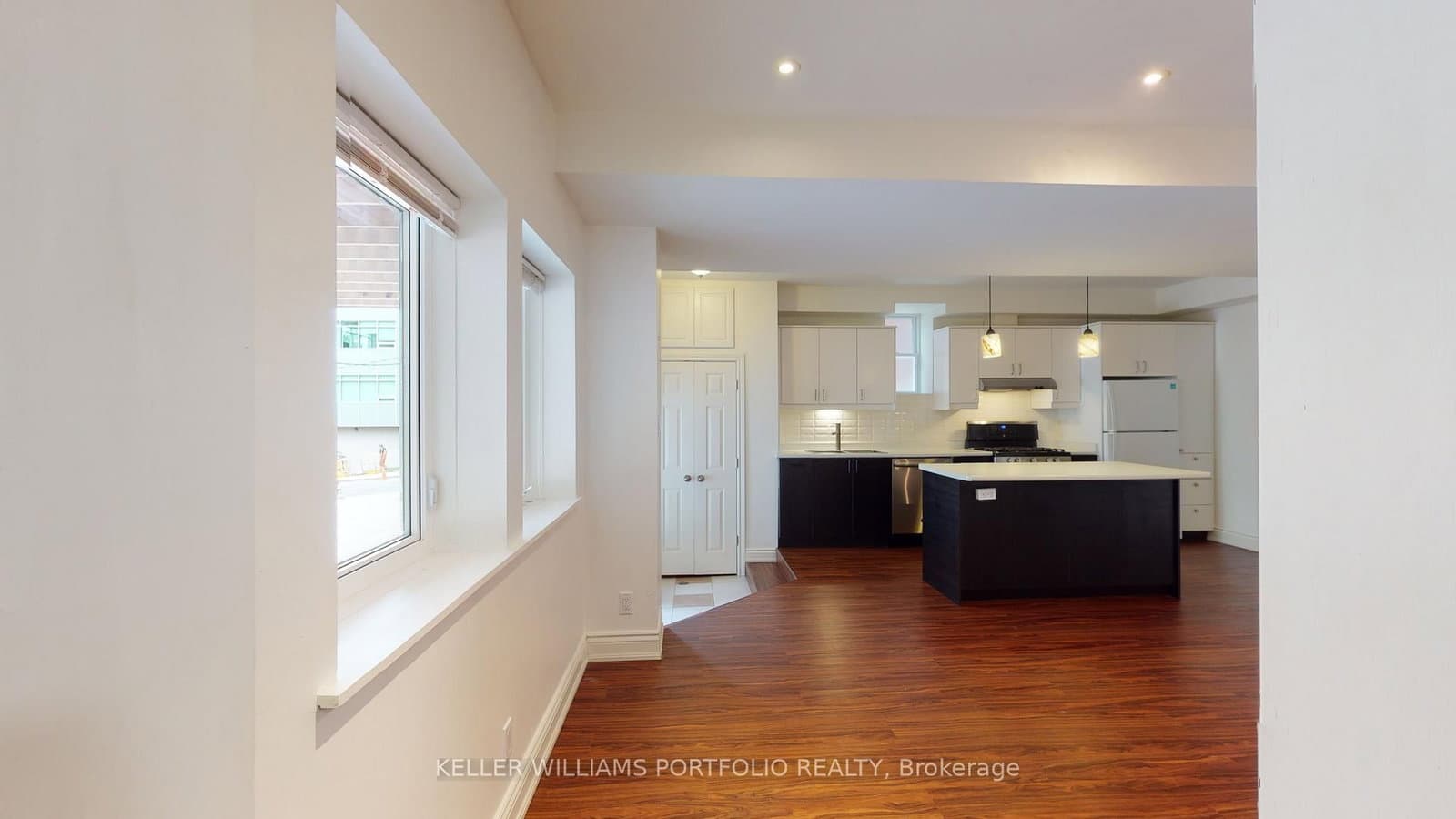 546 Eglinton Avenue E, Unit 5 thumbnail 31