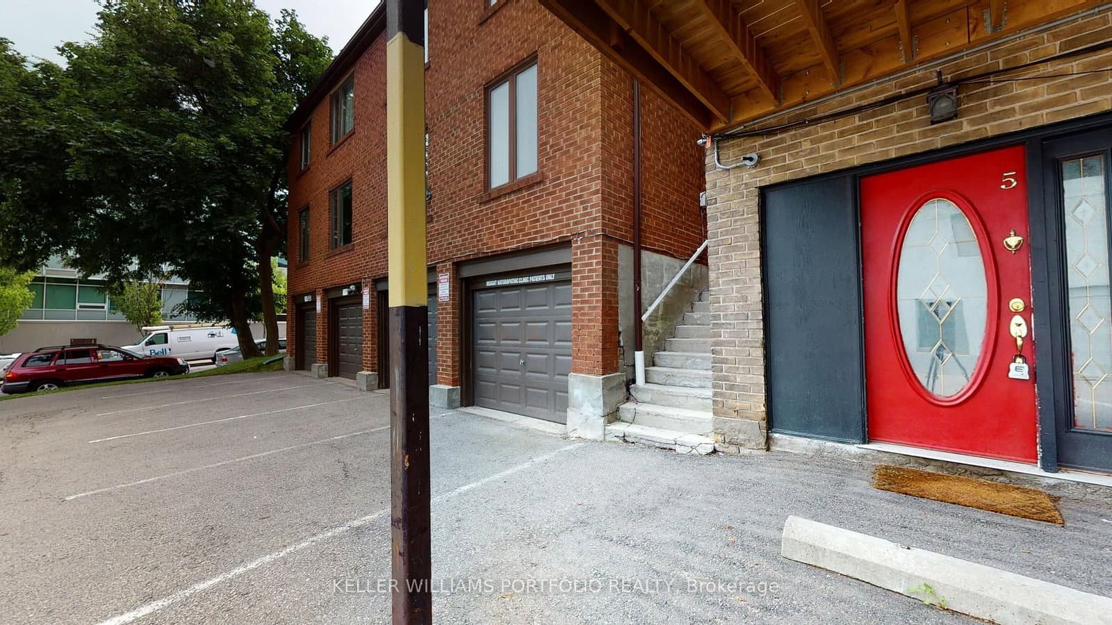 546 Eglinton Avenue E, Unit 5 thumbnail 4