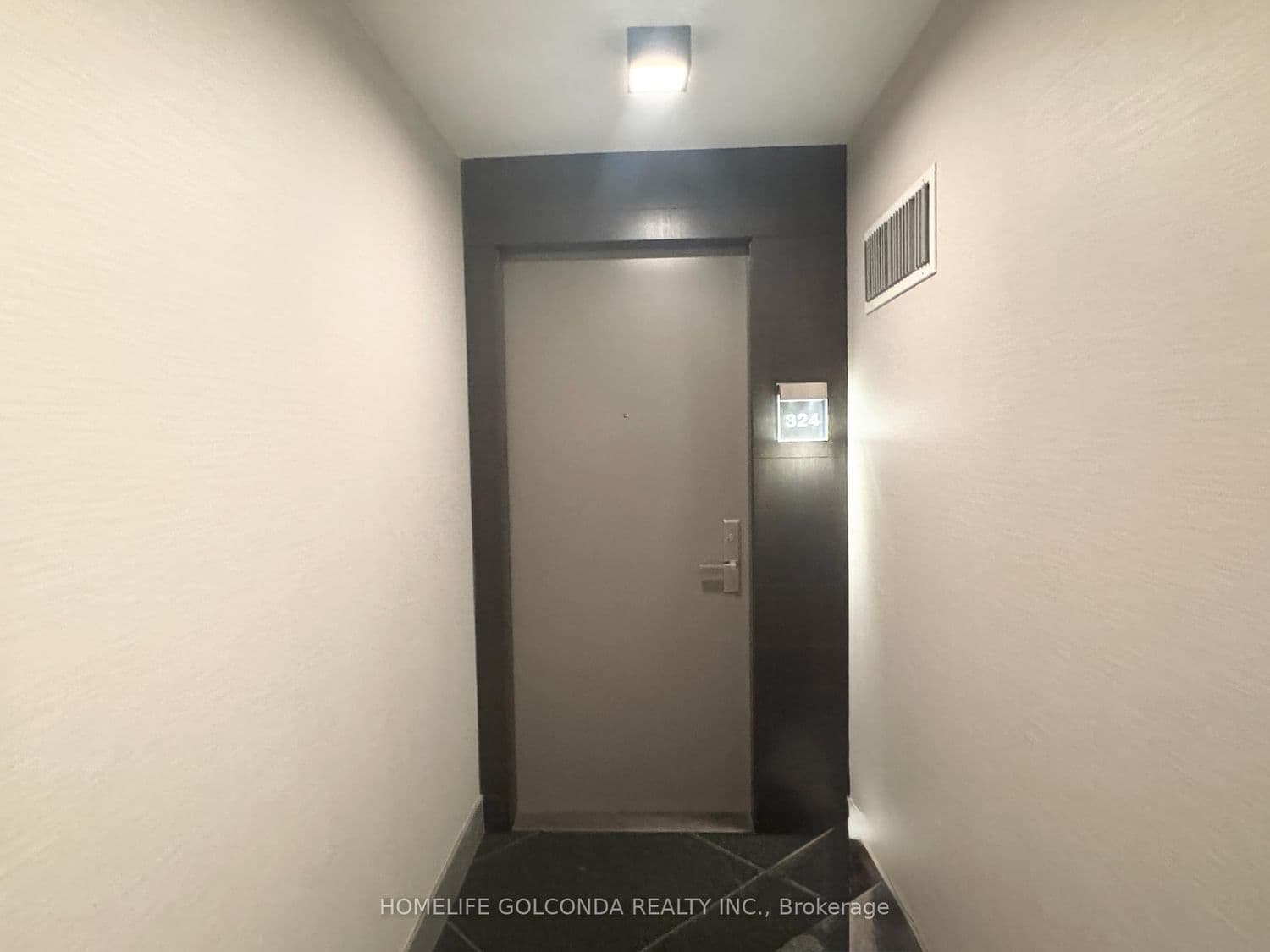 55 Merchants' Wharf Street, Unit 324 thumbnail 8