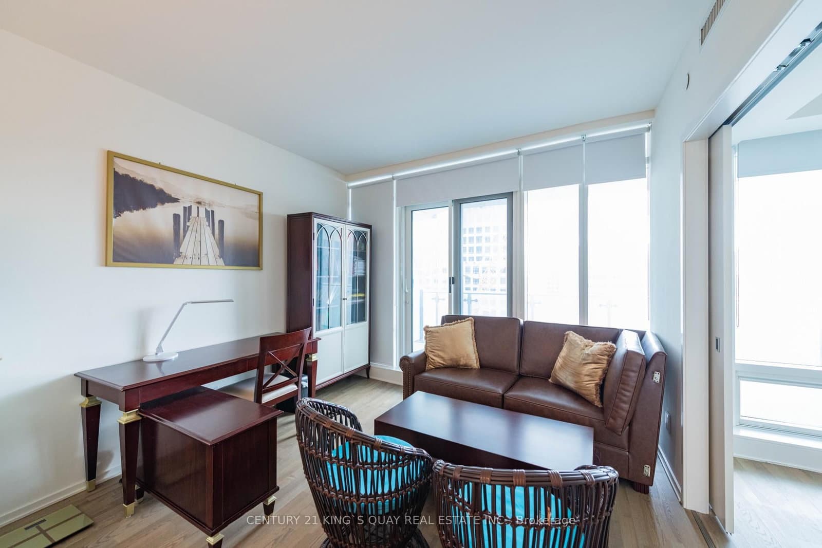 1 Bloor Street E, Unit 1708 thumbnail 10