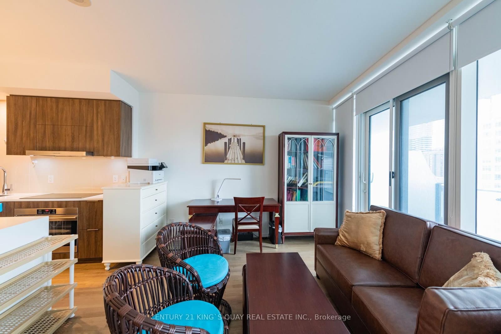 1 Bloor Street E, Unit 1708 thumbnail 11
