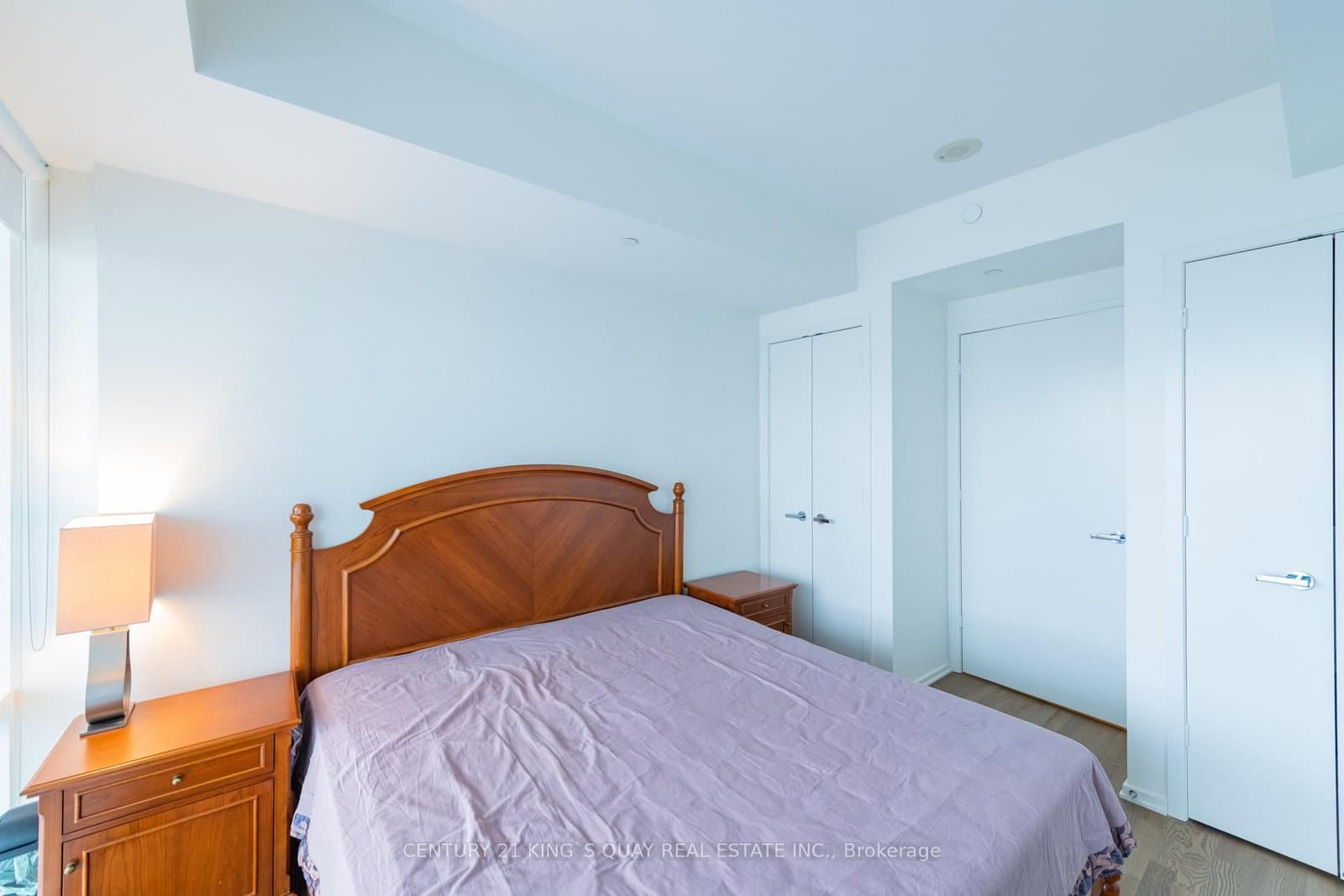 1 Bloor Street E, Unit 1708 thumbnail 13