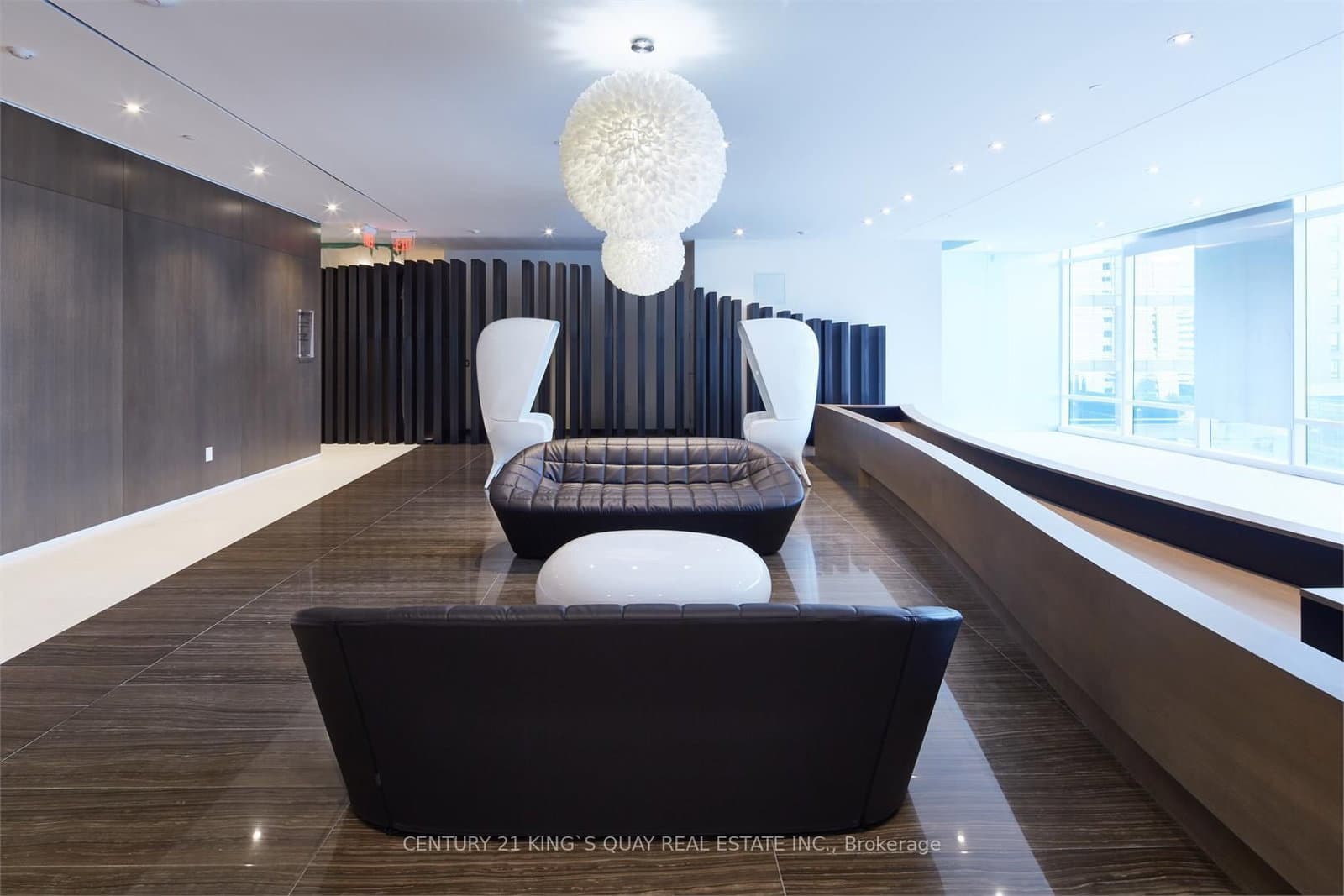 1 Bloor Street E, Unit 1708 thumbnail 34