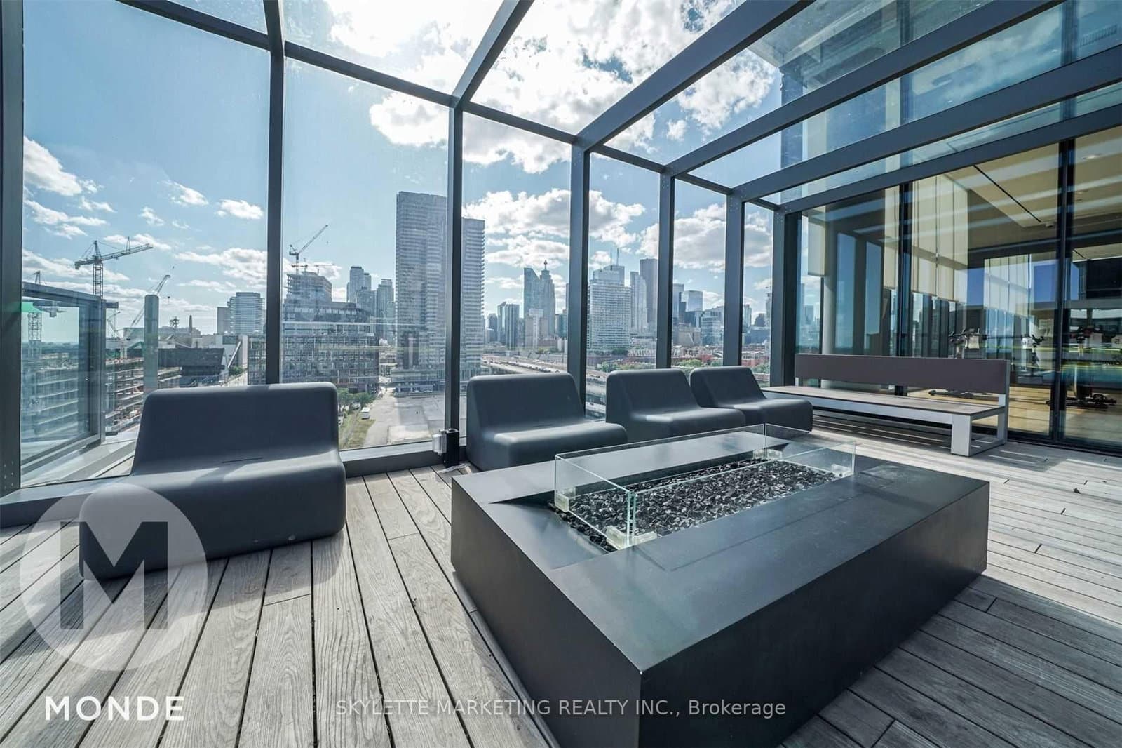 16 Bonnycastle Street, Unit 1810 thumbnail 21