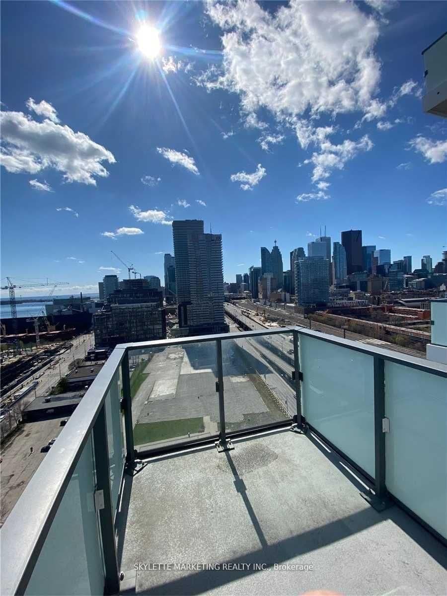 16 Bonnycastle Street, Unit 1810 thumbnail 9
