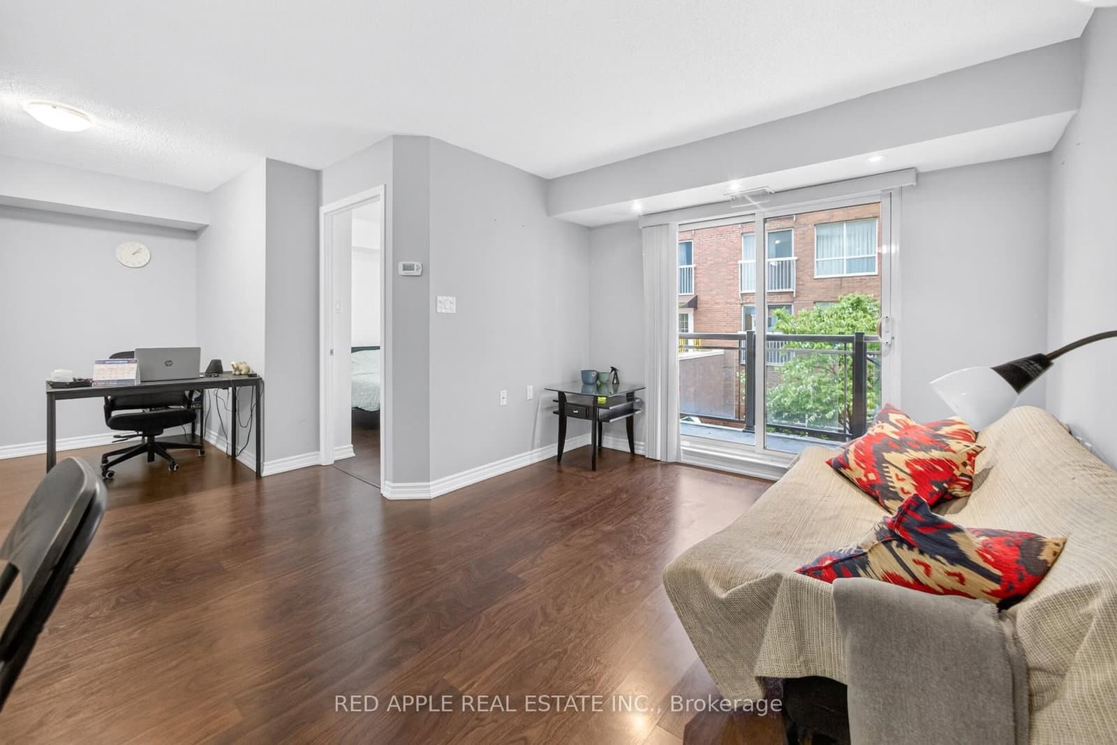 872 Sheppard Avenue W, Unit 204 thumbnail 16