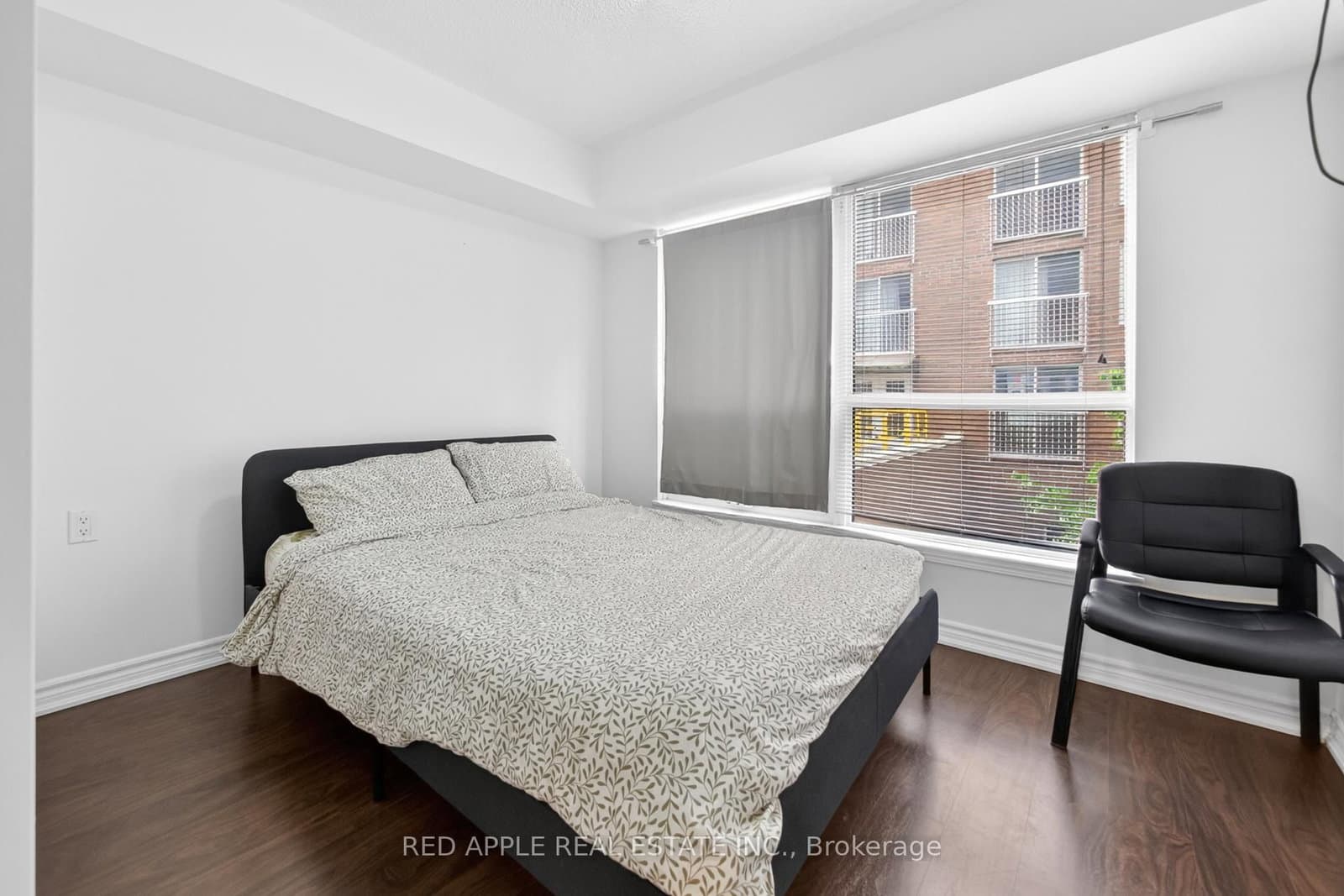 872 Sheppard Avenue W, Unit 204 thumbnail 25