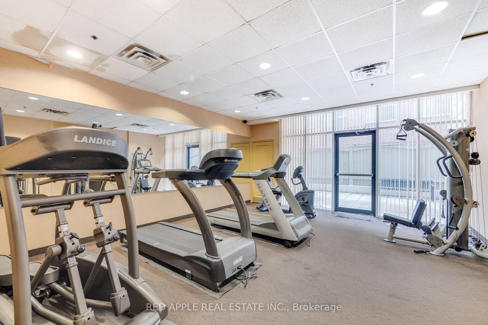 872 Sheppard Avenue W, Unit 204 thumbnail 40