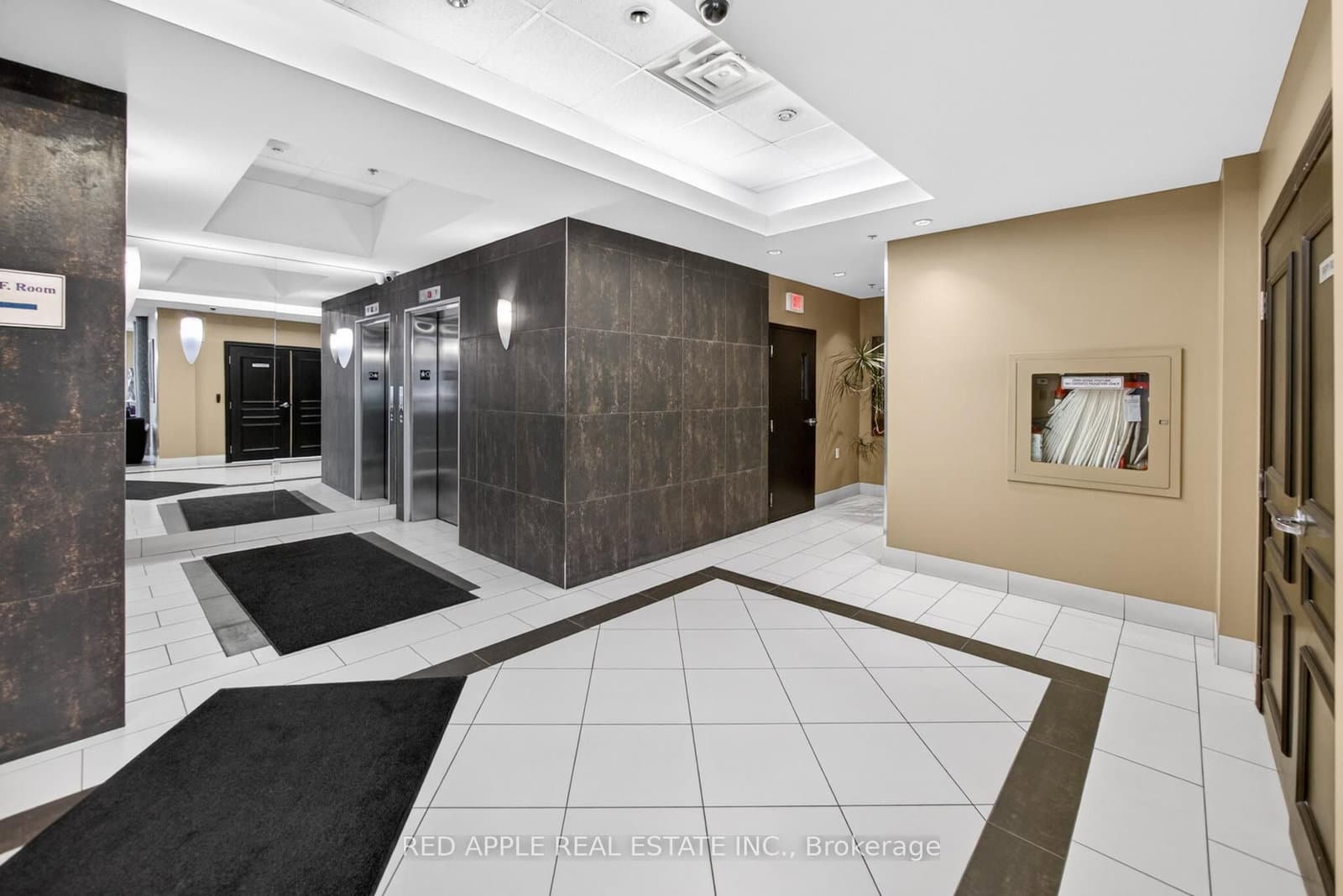 872 Sheppard Avenue W, Unit 204 thumbnail 9