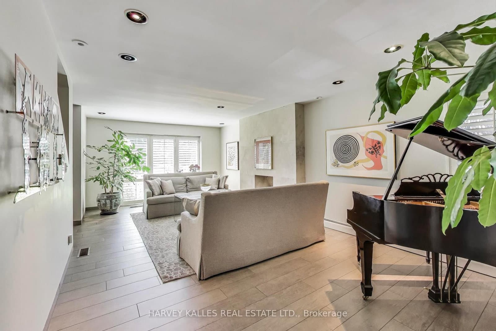 103 Vesta Drive thumbnail 10