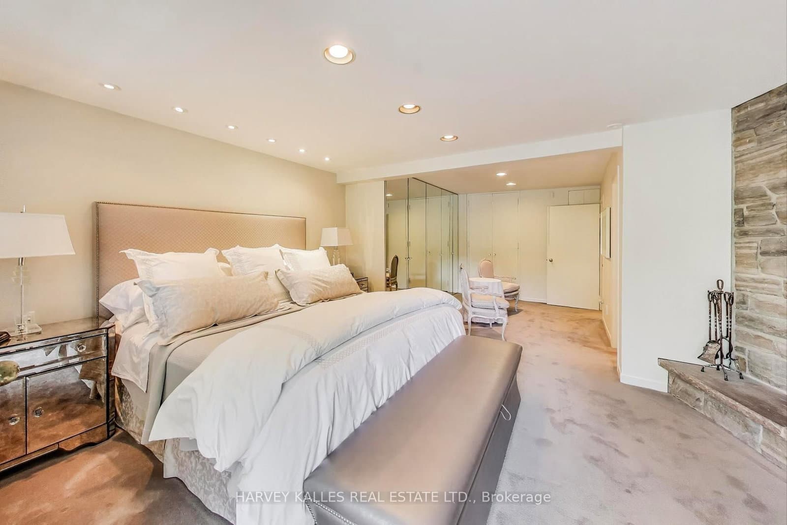 103 Vesta Drive thumbnail 24