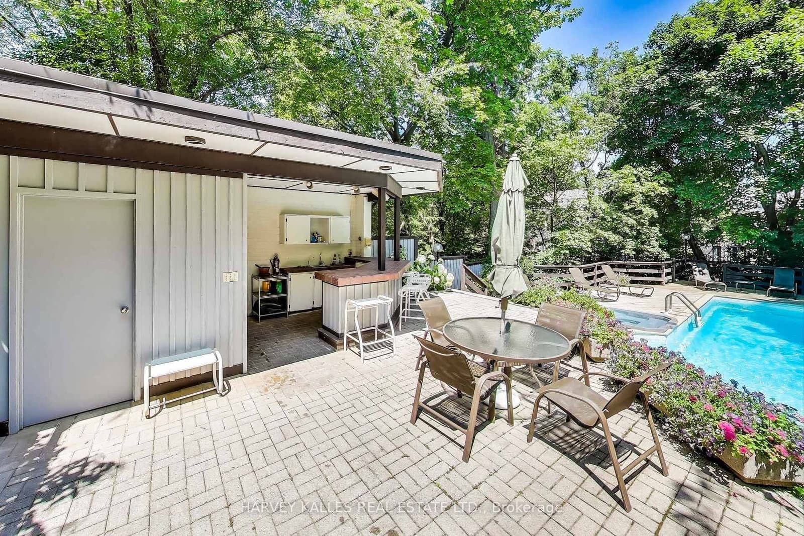 103 Vesta Drive thumbnail 39