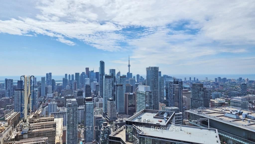 50 Charles Street E, Unit LPH5403 thumbnail 17