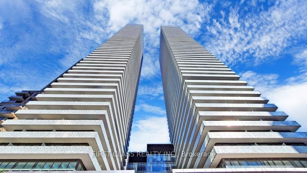 50 Charles Street E, Unit LPH5403 thumbnail 2