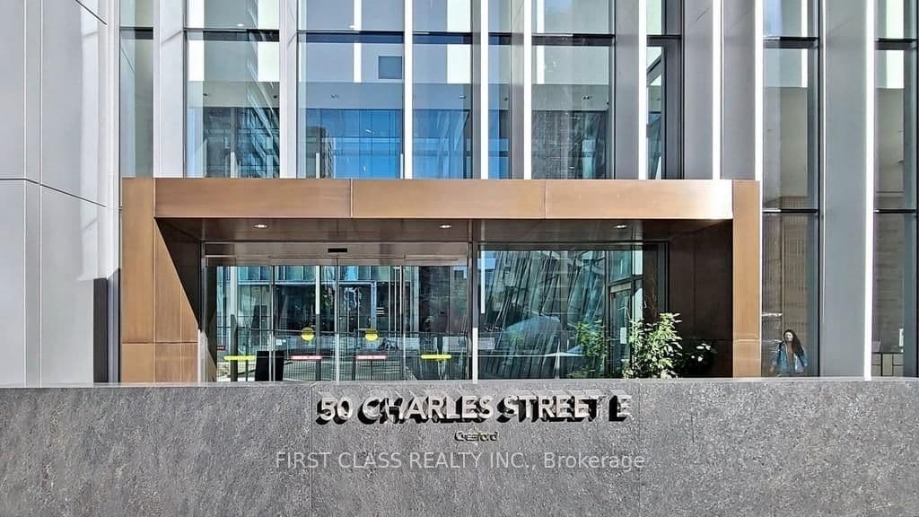 50 Charles Street E, Unit LPH5403 thumbnail 3
