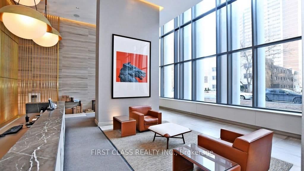 50 Charles Street E, Unit LPH5403 thumbnail 4