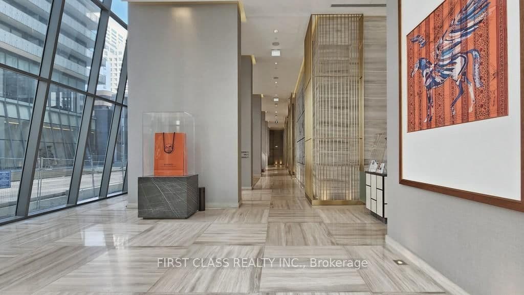 50 Charles Street E, Unit LPH5403 thumbnail 5