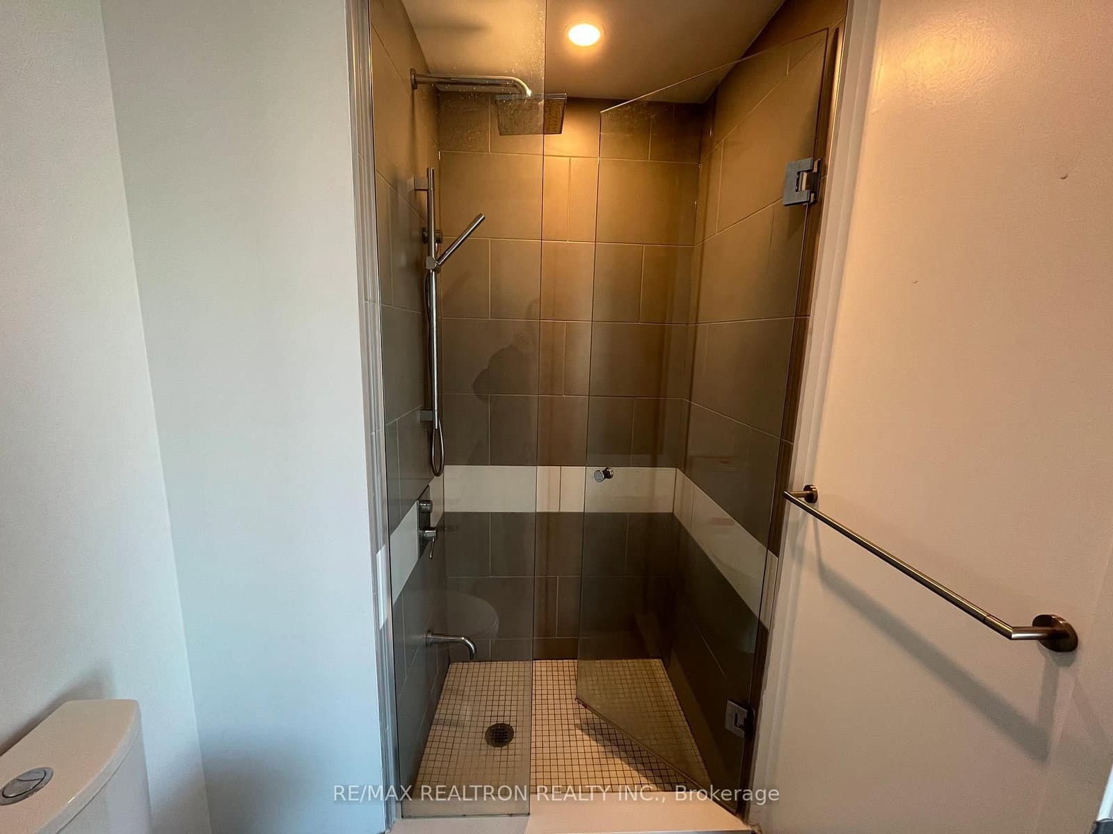 197 Yonge Street, Unit 3113 thumbnail 19