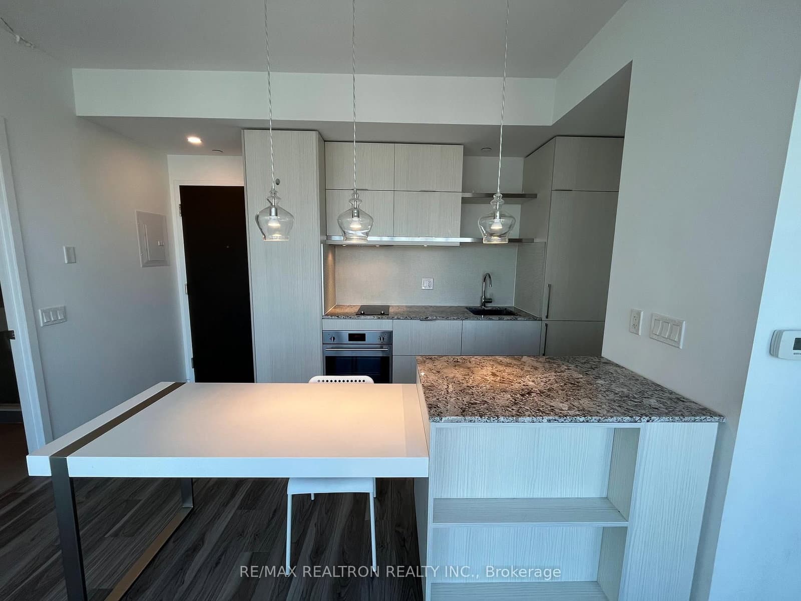 197 Yonge Street, Unit 3113 thumbnail 6