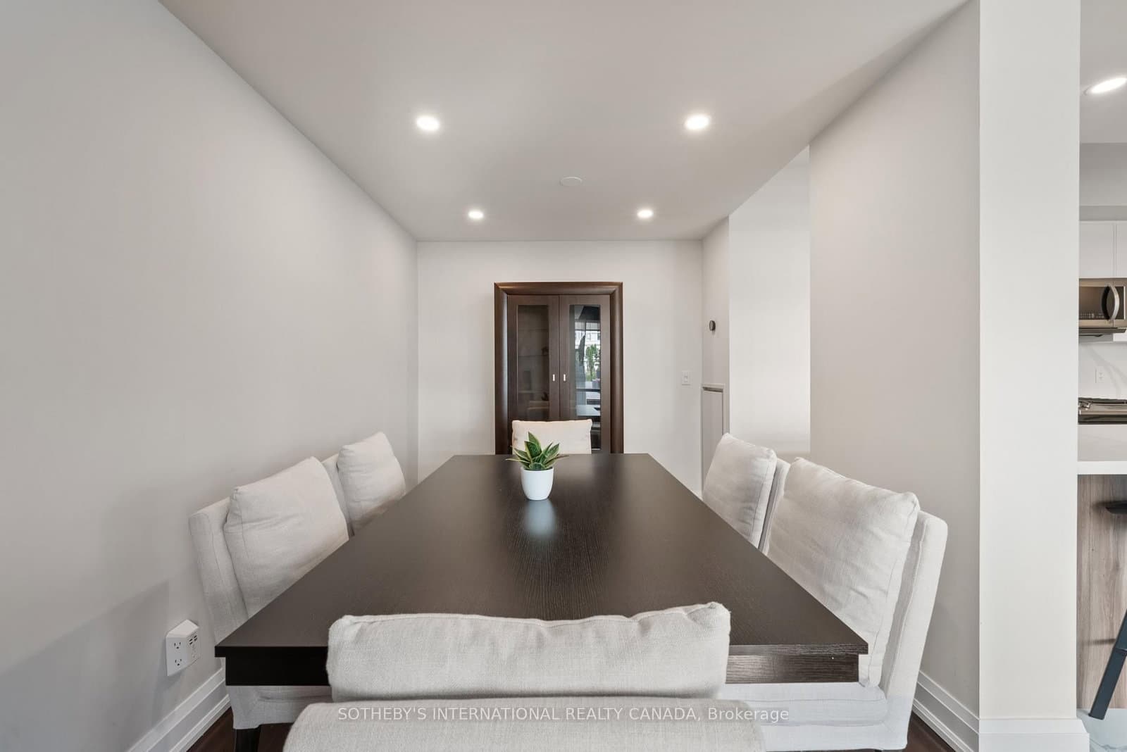 438 King Street W, Unit 1501 thumbnail 12