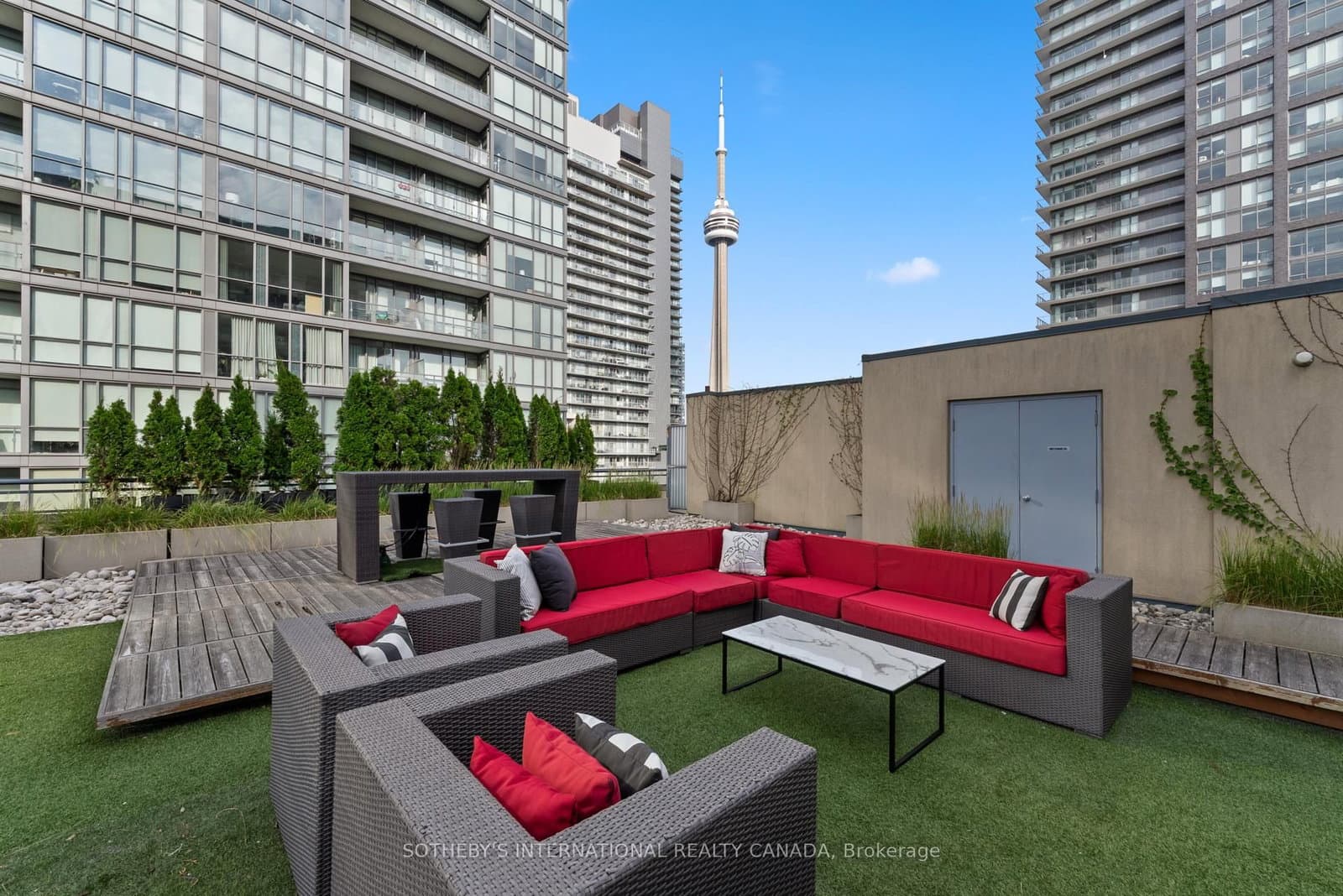 438 King Street W, Unit 1501 thumbnail 19