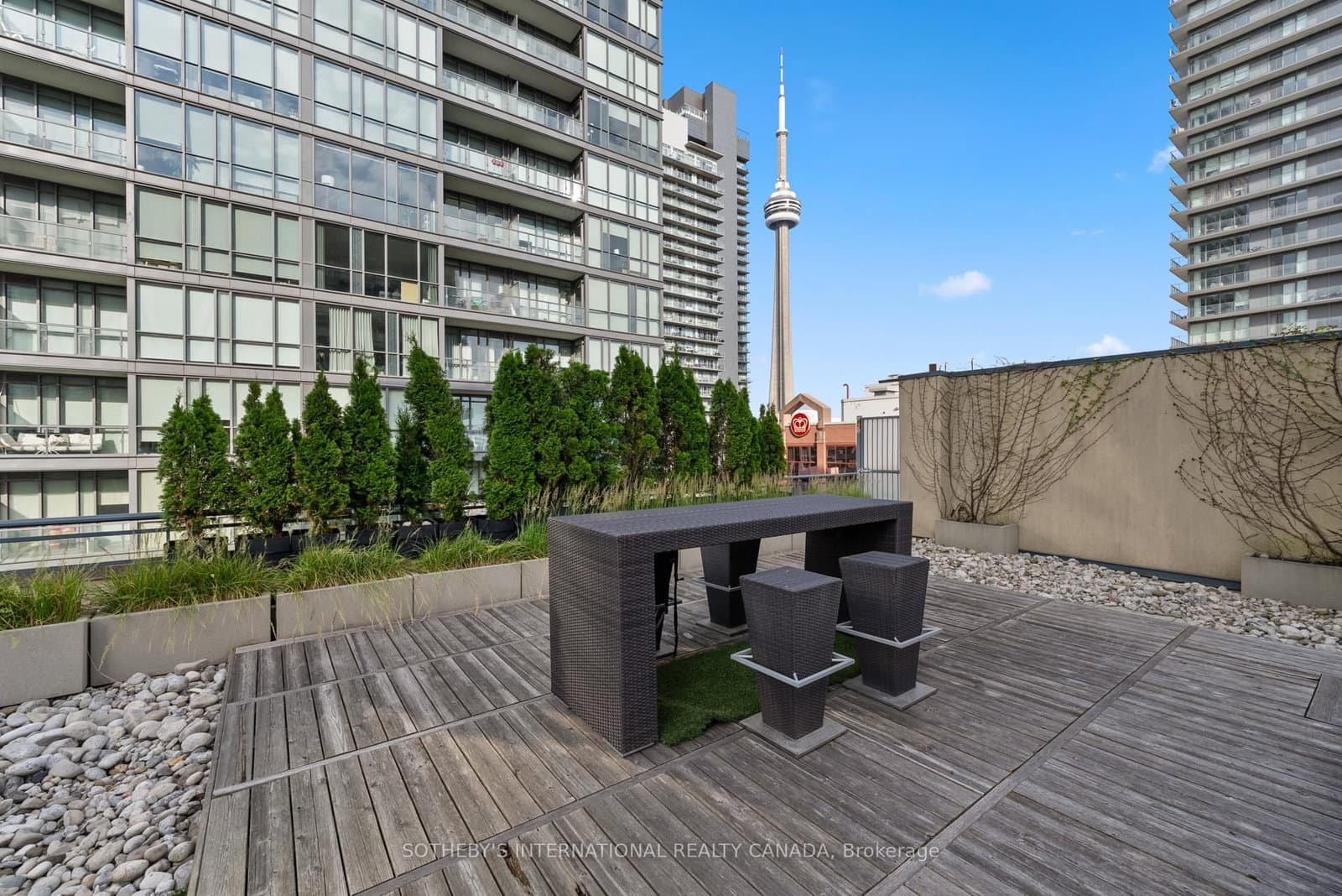 438 King Street W, Unit 1501 thumbnail 21