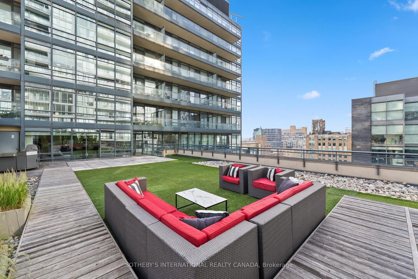 438 King Street W, Unit 1501 thumbnail 24