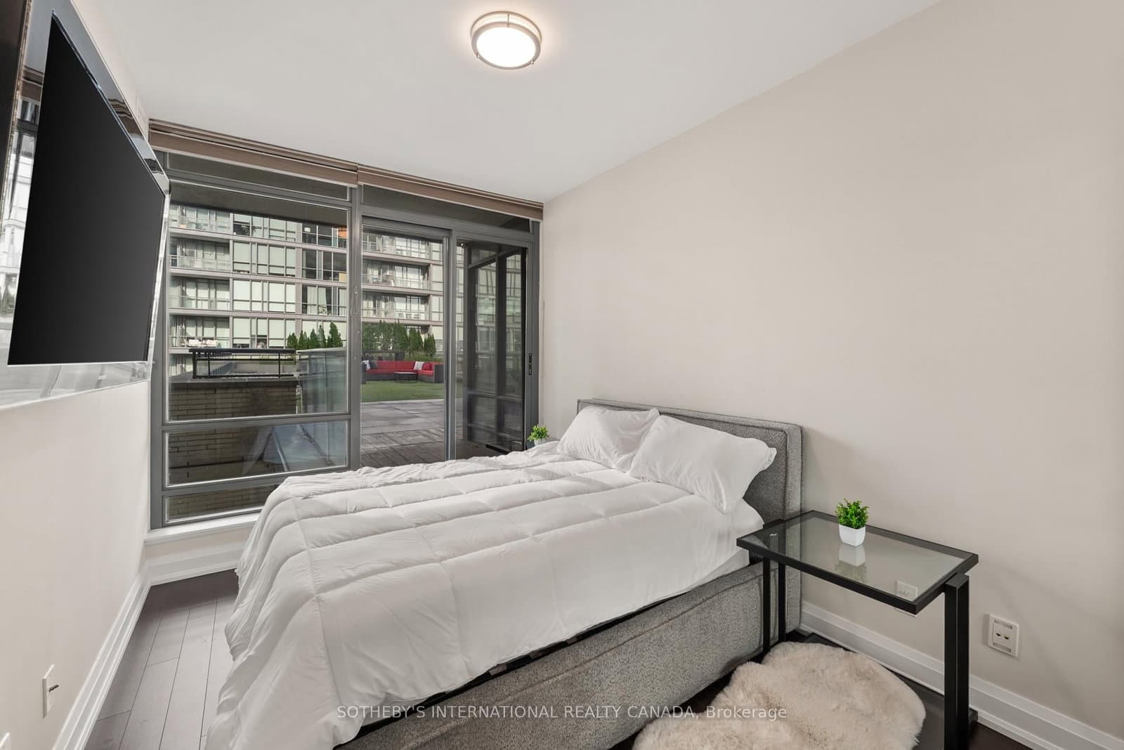 438 King Street W, Unit 1501 thumbnail 28