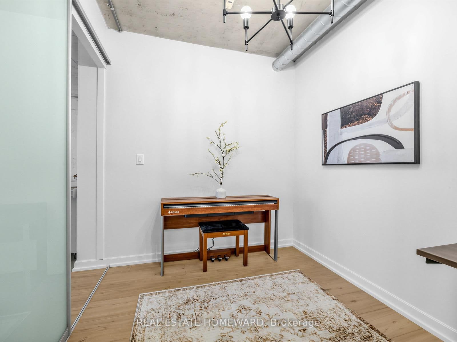 533 Richmond Street W, Unit 706 thumbnail 22