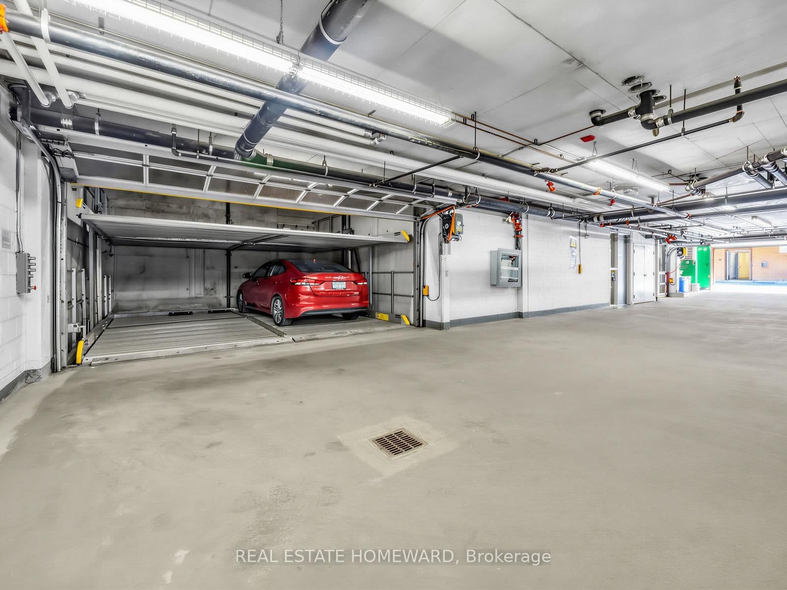 533 Richmond Street W, Unit 706 thumbnail 28